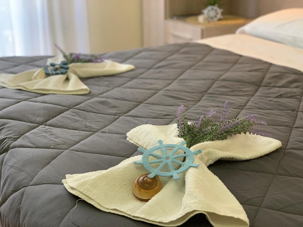 Hotel Palma Benessere Римини Екстериор снимка