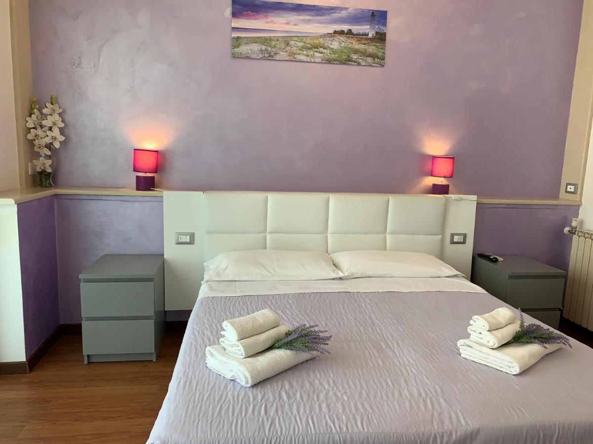 Hotel Palma Benessere Римини Екстериор снимка