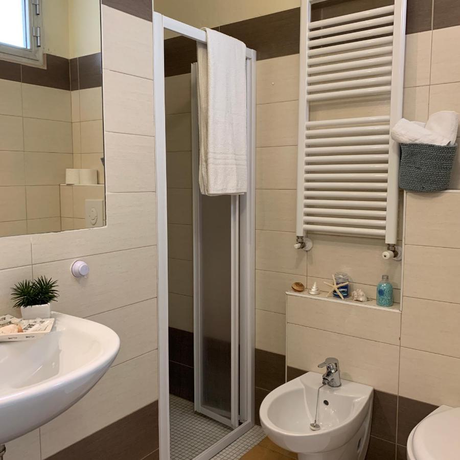 Hotel Palma Benessere Римини Екстериор снимка